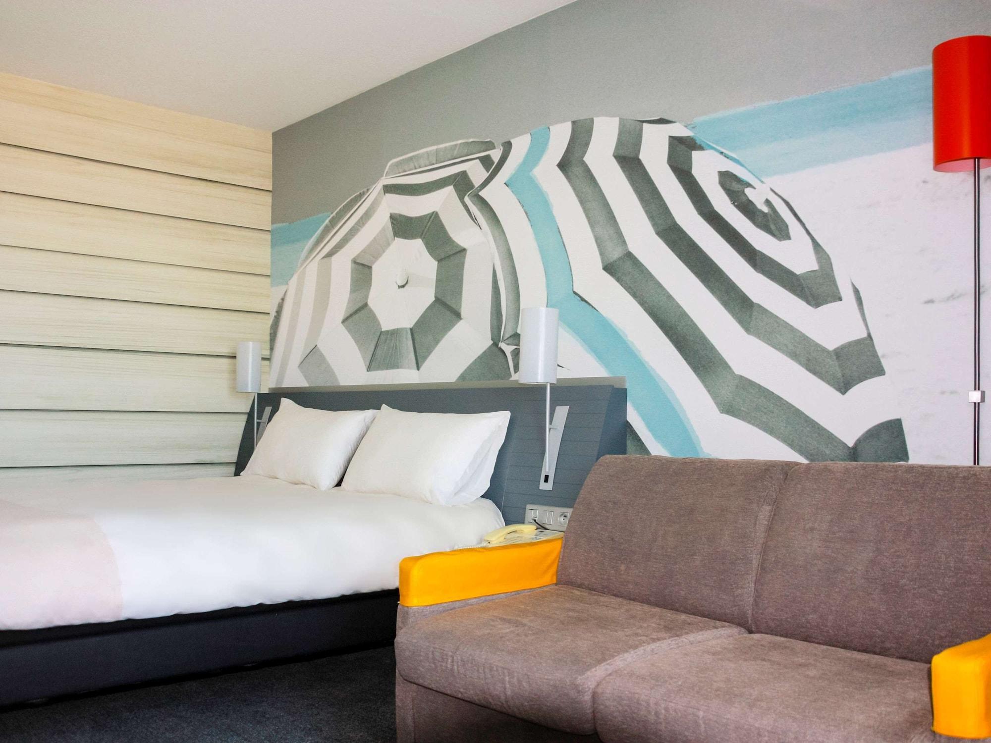 Ibis Styles Toulon La Seyne Sur Mer Exterior photo